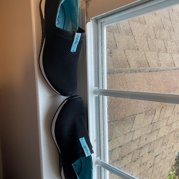 Ryka Knit Slip-On Sneakers - Echo Knit, black 7.5 - Picture 2 of 3